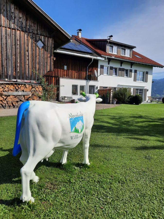 Alpenlodge Allgaeu 5* أوفتيرشفانغ المظهر الخارجي الصورة